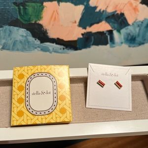 Stella & Dot - Deja Vu Studs‎ - Coral